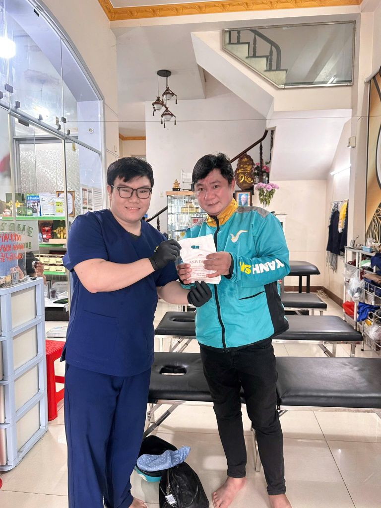 TRẠM CHĂM SÓC ÁNH DƯƠNG - SỰ KIỆN TRI ÂN & ĐỒNG THÀNH CÙNG SỨC KHỎE TÀI XẾ CÔNG NGHỆ