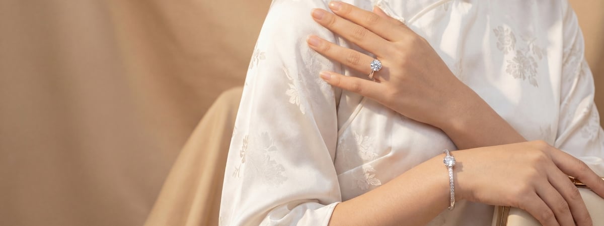 Nhẫn nữ bạc Việt Nam