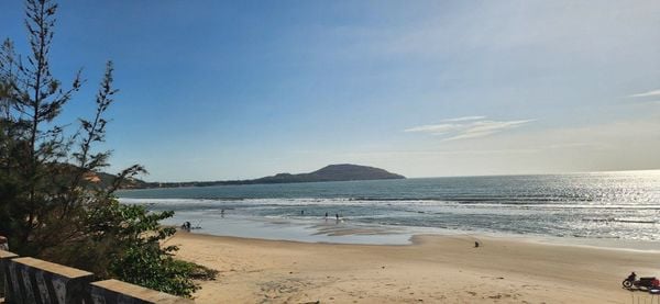 CYCLING THROUGH VIETNAM’S GREEN FIELDS AND COAST