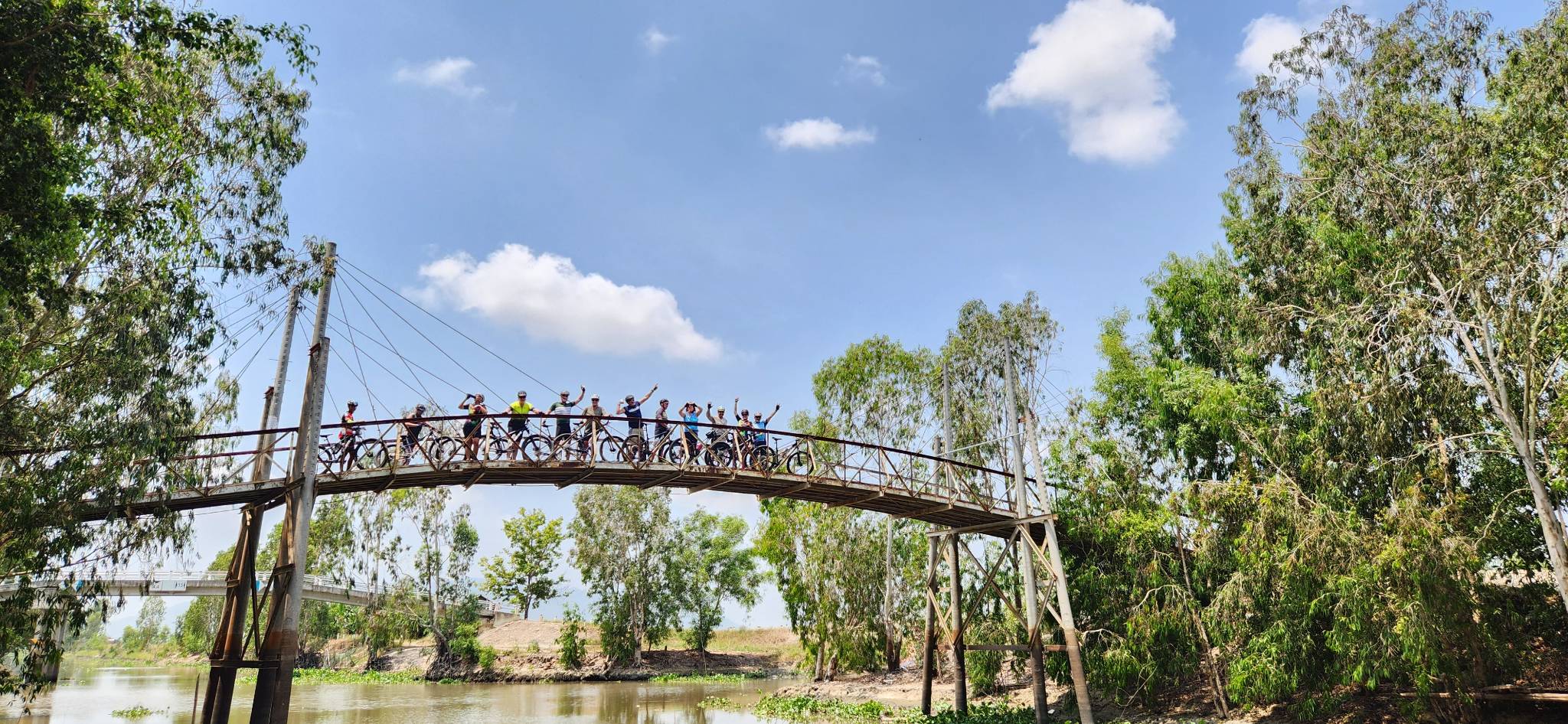 CYCLING VIETNAM TOGETHER THROUGH LANDSCAPES AND CONNECTION