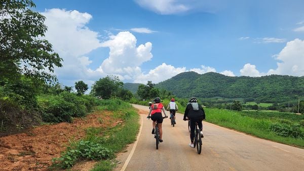 CLIMBING TOGETHER AND FINDING JOY IN EVERY VIEW