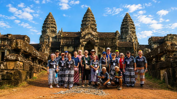 ANGKOR WAT CAMBODIA BY BICYCLE: ANCIENT TEMPLES AWAIT