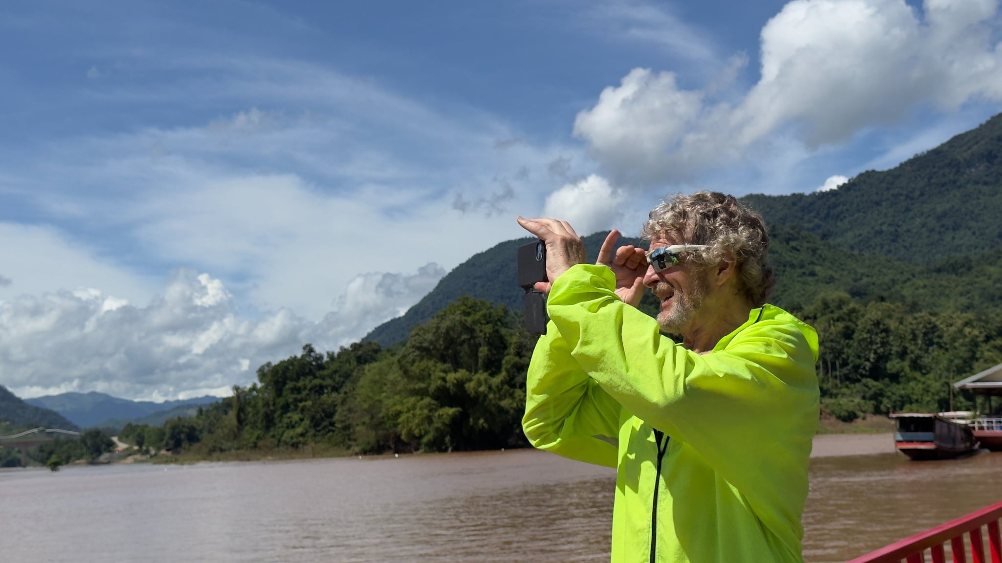 LAOS CYCLE SOUTH TO NORTH: DISCOVER MORE