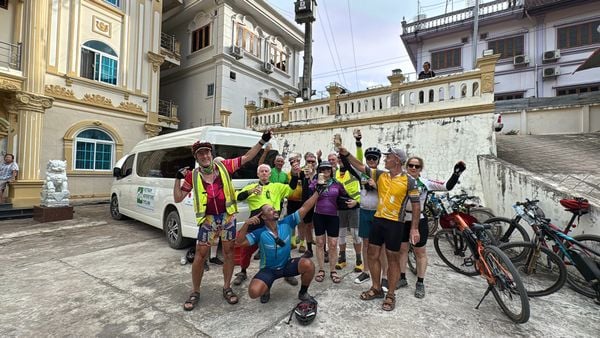 LAOTIAN LOCAL CUISINE POWERS YOUR ADVENTURE