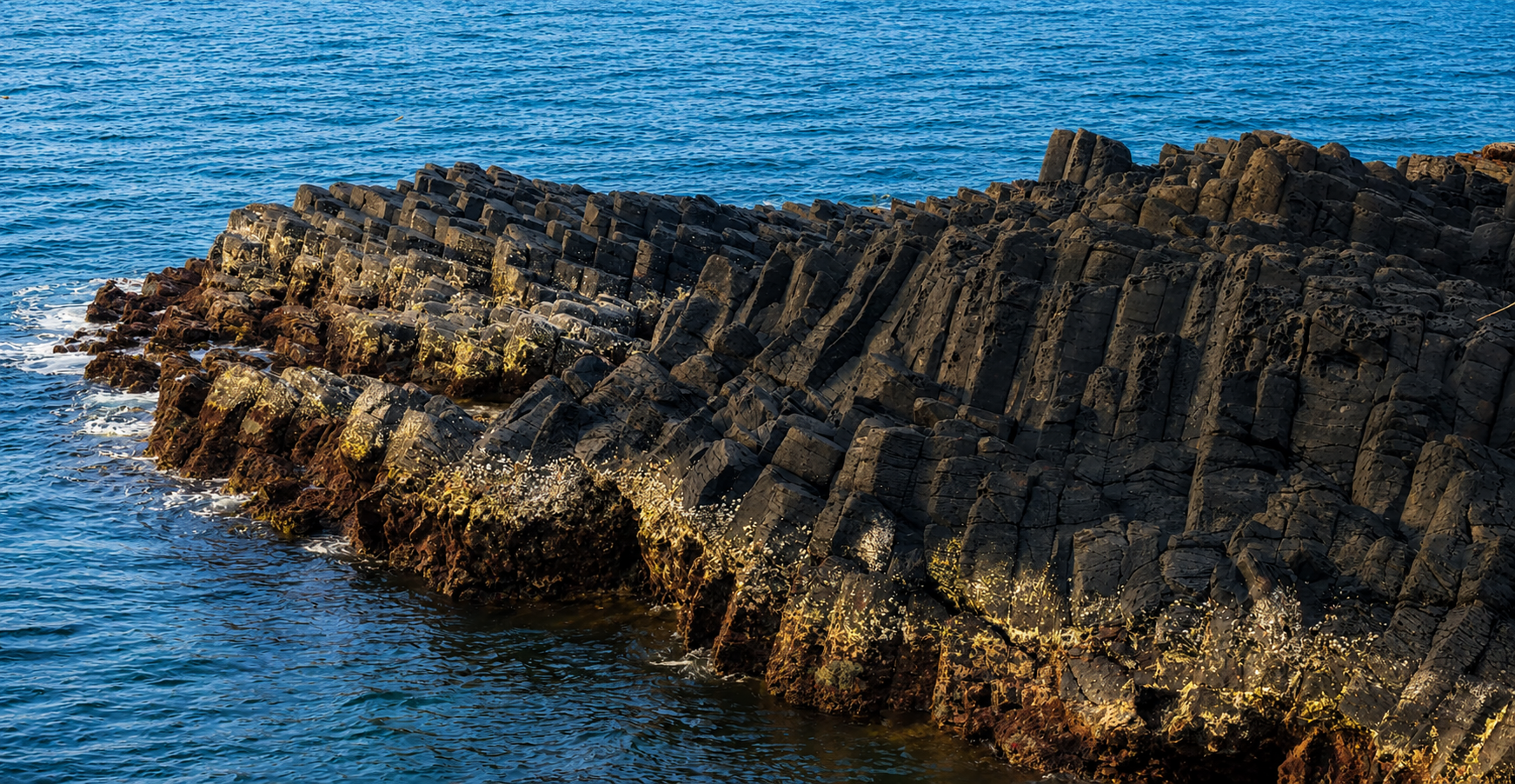 GANH DA DIA PHU YEN: VIETNAM'S EXTRAORDINARY COASTAL WONDER