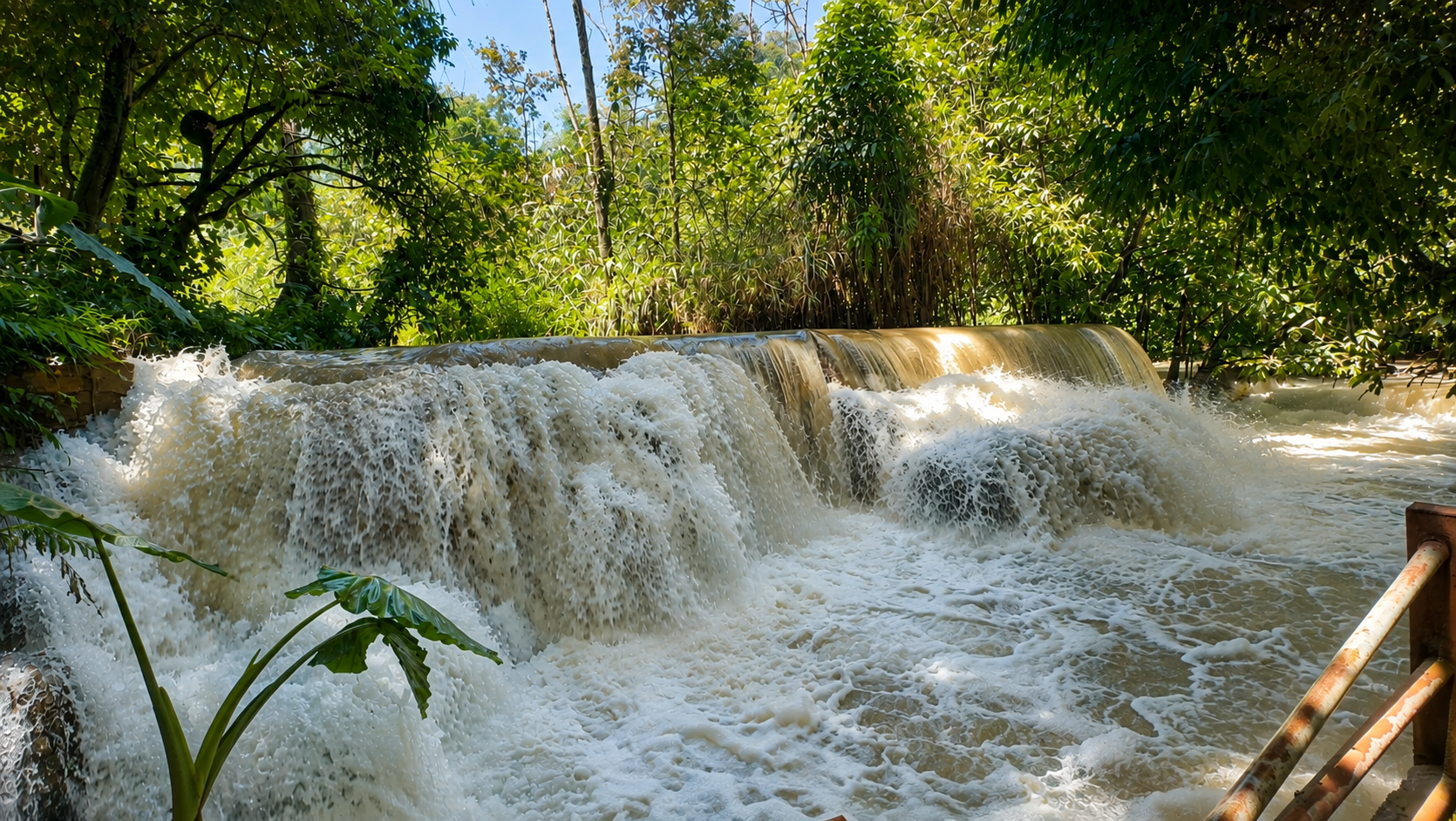 KUANG SI WATERFALLS LAOS: A CYCLIST'S NATURAL ESCAPE