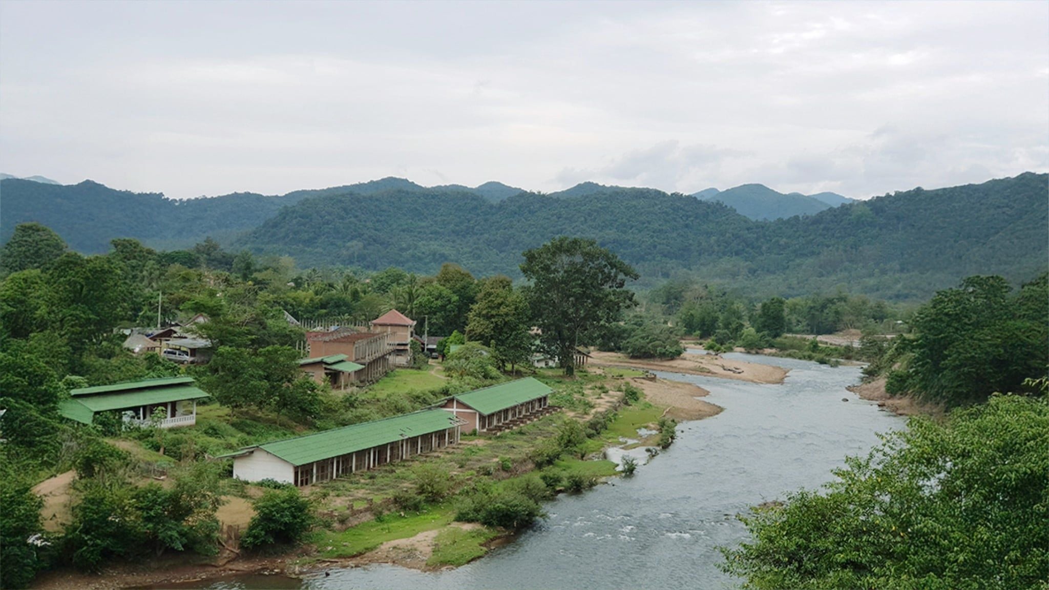 BICYCLE TOUR VIETNAM TO LAOS: ADVENTURE CYCLING THROUGH GREEN HILLS AND QUIET RIVERS