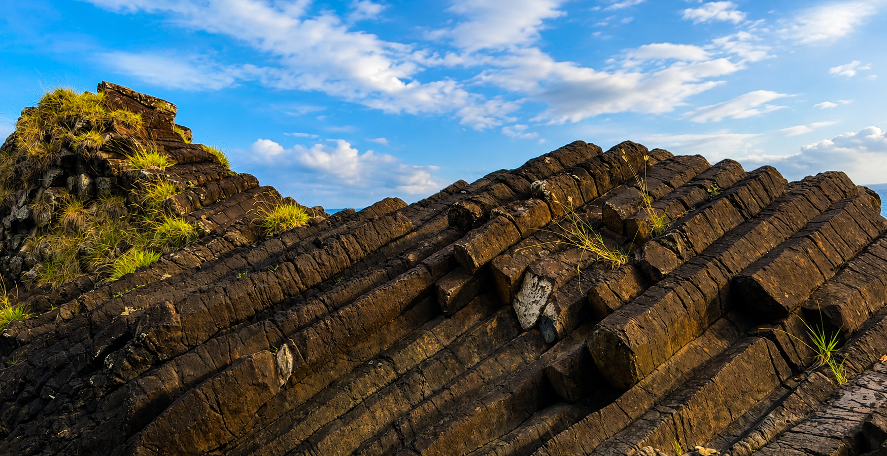GANH DA DIA PHU YEN: VIETNAM'S EXTRAORDINARY COASTAL WONDER