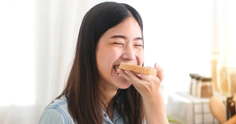 Ăn bánh mì có béo không? Cách ăn bánh mì không gây béo