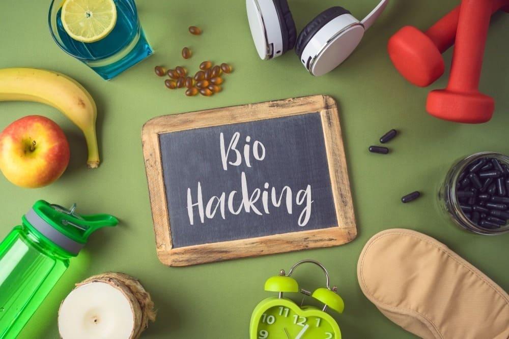 Biohacking là gì? Biohacking có thật sự hiệu quả cho sức khỏe và tập luyện?