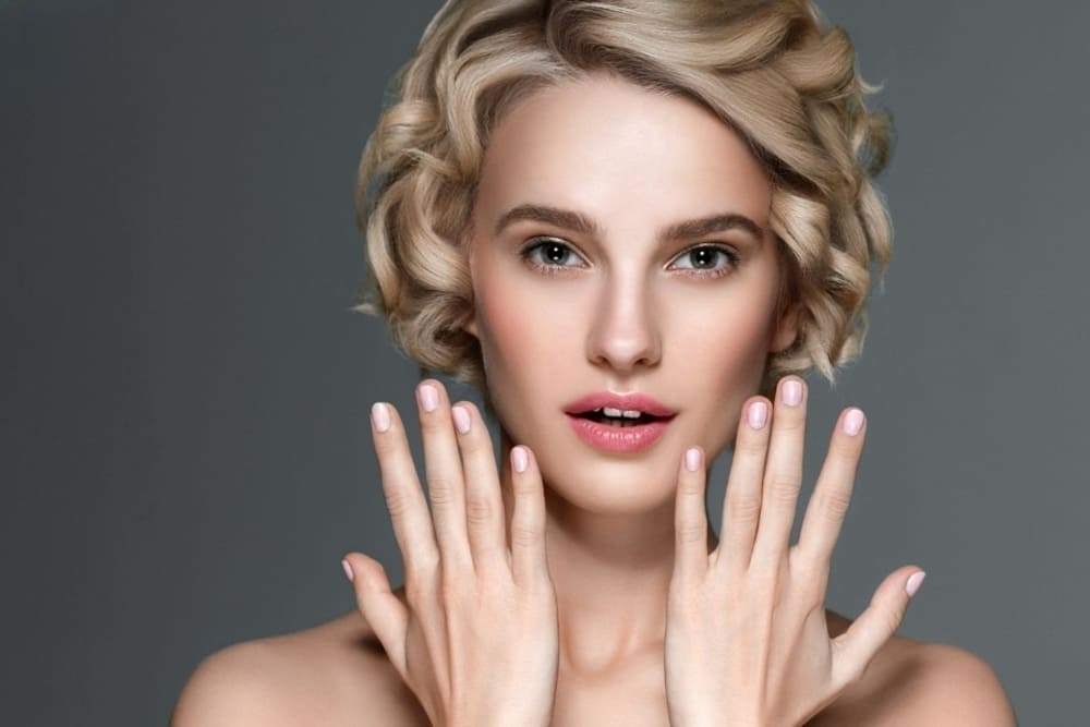 Bí quyết chăm sóc da, tóc và móng từ vitamin và khoáng chất