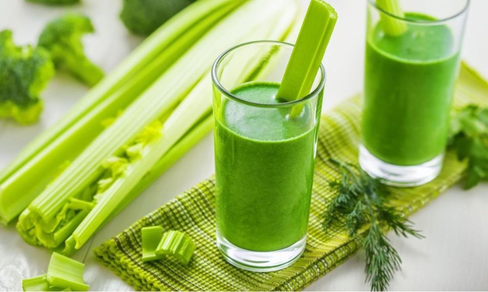 Nước ép cần tây có tác dụng gì? Uống bao nhiêu là tốt?