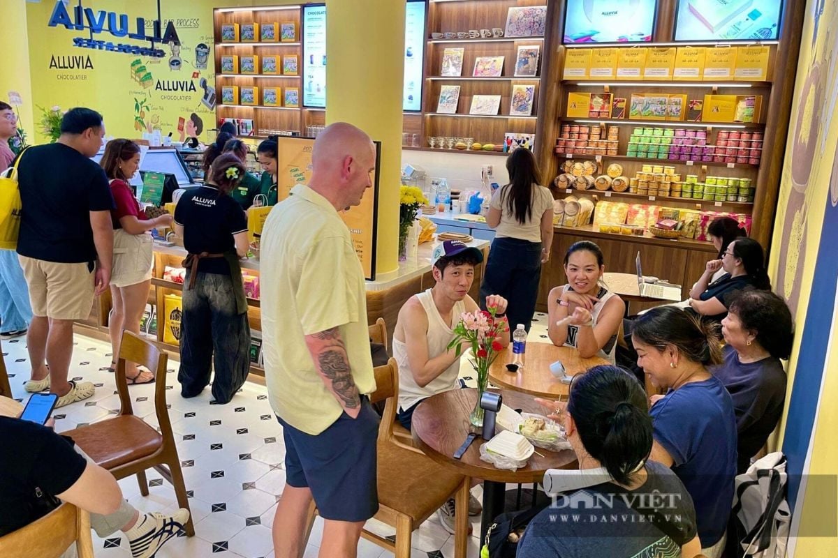 TP Hồ Chí Minh nâng tầm quà tặng lưu niệm mang bản sắc riêng