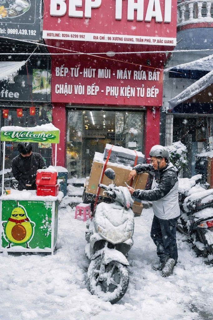 Hà Nội ngày chở lạnh mua máy rửa bát đón tết, Grapbuy làm việc xuyên đêm vì khách hàng