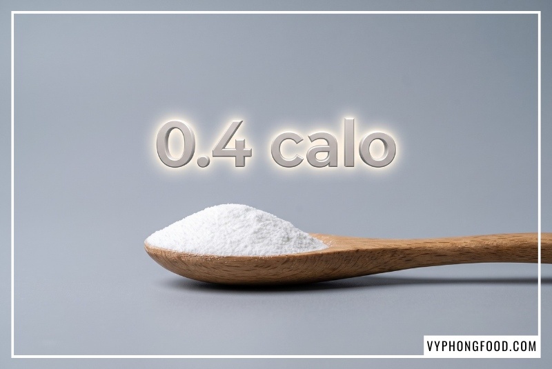 Thành phẩm rực rỡ và nguyên liệu hướng dẫn làm bánh bông lan bằng đường ăn kiêng, sử dụng đường cỏ ngọt hữu cơ Sugarless dạng lon 350g giúp bánh nở xốp mềm mịn, ngọt thanh tự nhiên và an toàn cho sức khỏe gia đình.