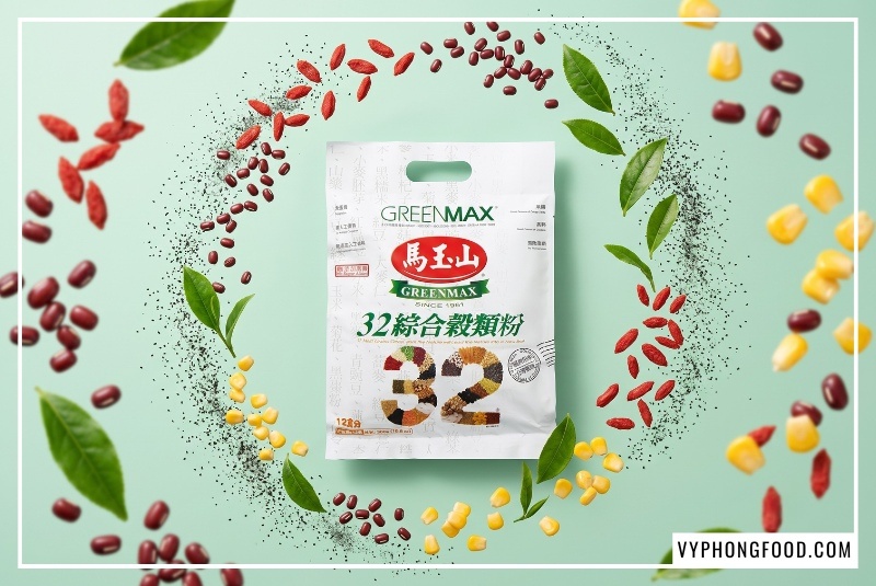 Túi bột ngũ cốc dinh dưỡng không đường 32 loại hạt Greenmax Đài Loan đặt ở trung tâm bức ảnh flat-lay nghệ thuật trên nền xanh mint nhạt chuẩn Clean Label, xung quanh là vòng xoáy chuyển động bắt mắt của kỷ tử, đậu đỏ, ngô ngọt, lá trà xanh và mè đen, minh họa sinh động cho chủ đề các loại ngũ cốc tốt cho sức khỏe giúp kiểm soát cân nặng và huyết áp tự nhiên.