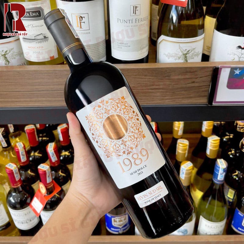 Rượu Vang Ý Ngọt 1989 Semi Dolce nhập khẩu