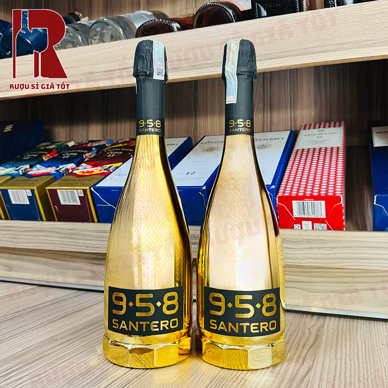 Vang Nổ 958 Santero Gold Extra Moscato ngọt ngào, nhẹ nhàng và quyến rũ