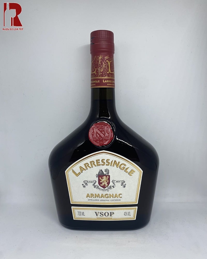 Rượu Armagnac có lịch sử hình thành và phát triển từ tận thế kỷ 15