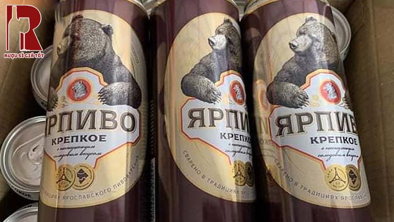 Bia Nga tùy loại nên được dùng với các món ăn khác nhau, ví dụ như bia Nga đậm vị nên được dùng với các món ăn đậm gia vị