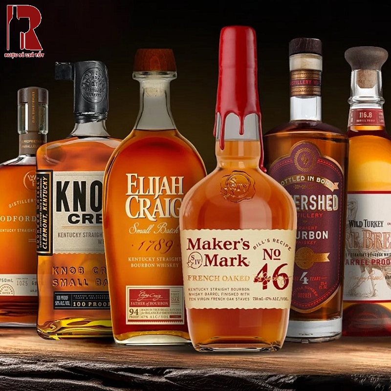 Rượu Bourbon Whiskey chắc chắn là một món quà tặng cao cấp, sang trọng và lịch lãm