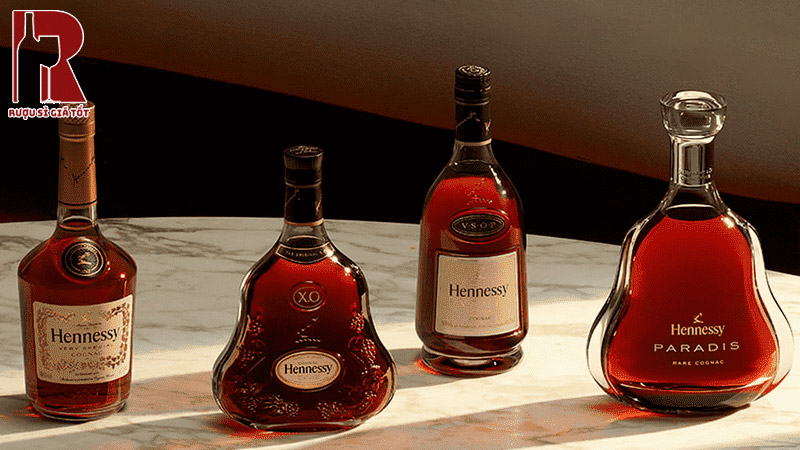 Giá rượu brandy Hennessy bao nhiêu?