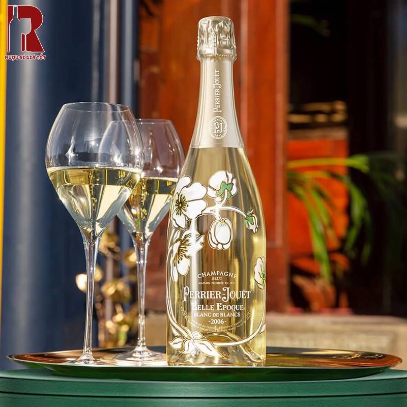Champagne Perrier Jouet Belle Epoque Blanc Lighted
