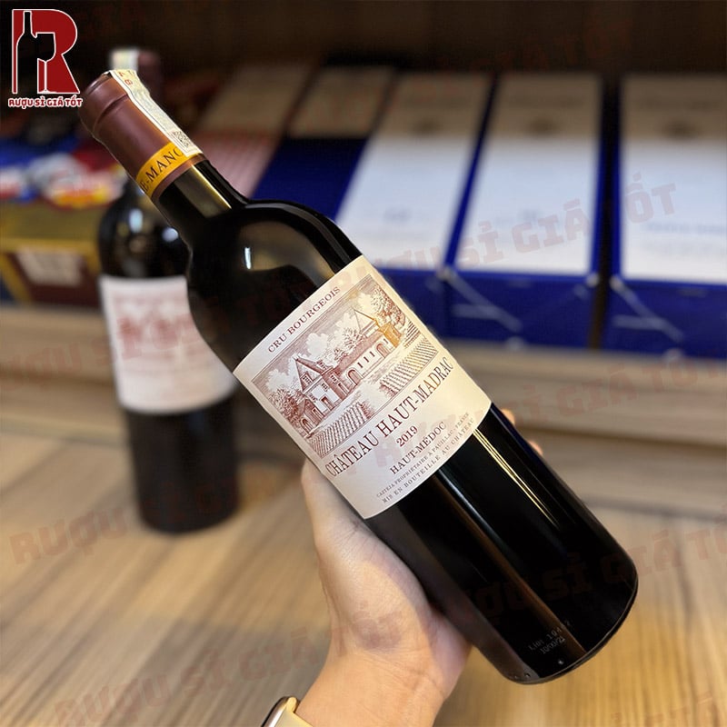 Vang Pháp Đỏ Château Haut Madrac Cru Bourgeois mang đến các giá trị cổ điển tròn đầy và mạnh mẽ