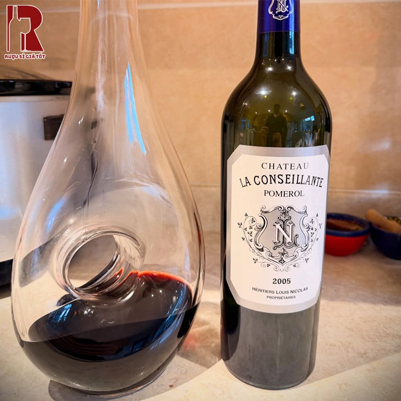 Rượu Chateau La Conseillante Pomerol Nhập Khẩu Chính Hãng