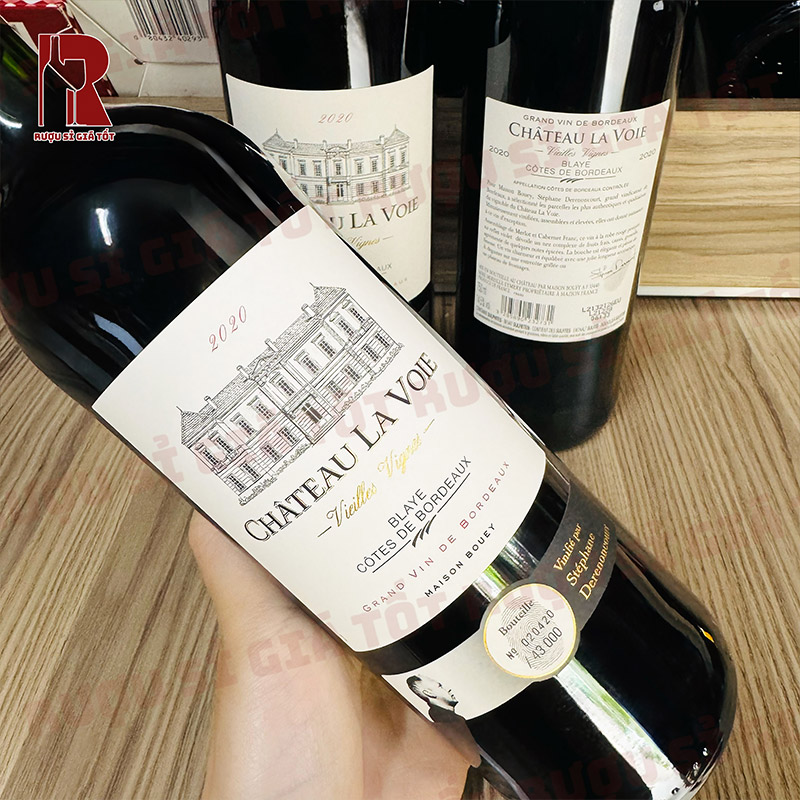 Rượu Vang Đỏ Chateau La Voie Blaye Cotes De Bordeaux