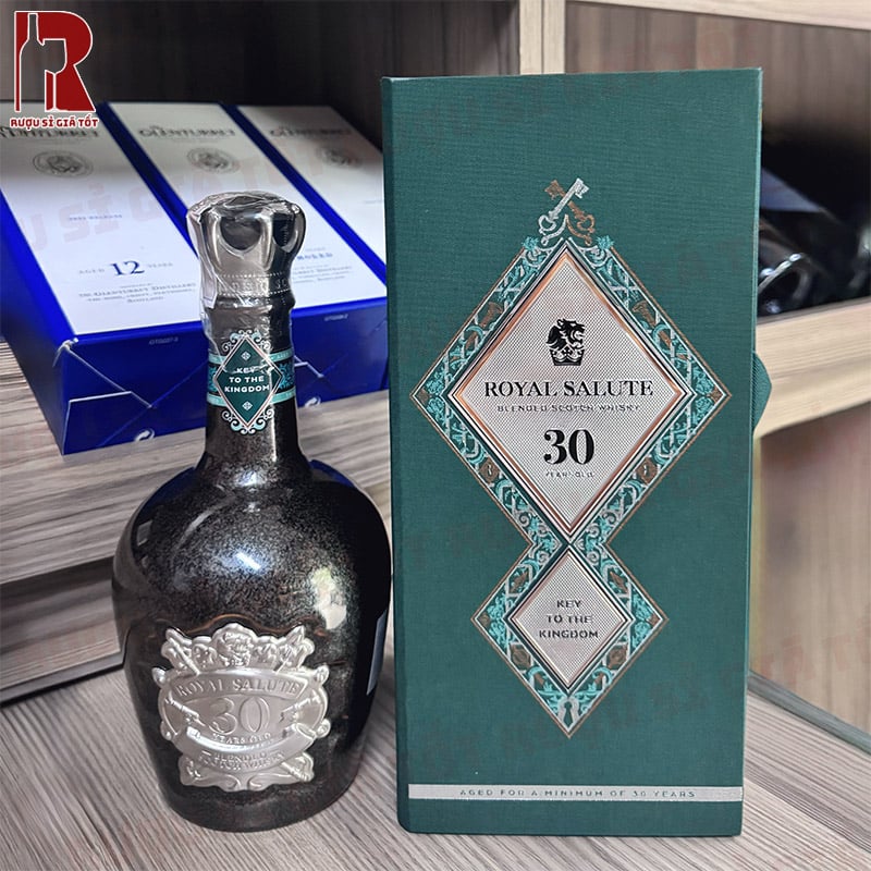 rượu chivas 30 giá bao nhiêu
