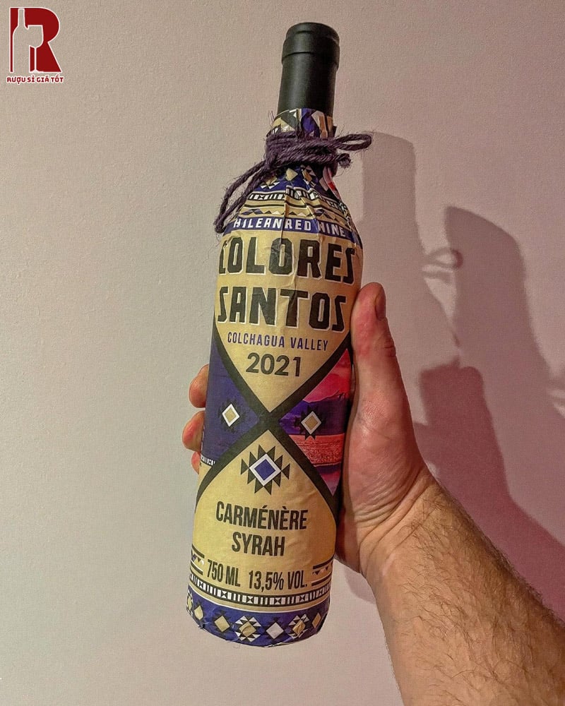 Rượu Colores Santos Giá Bao Nhiêu?