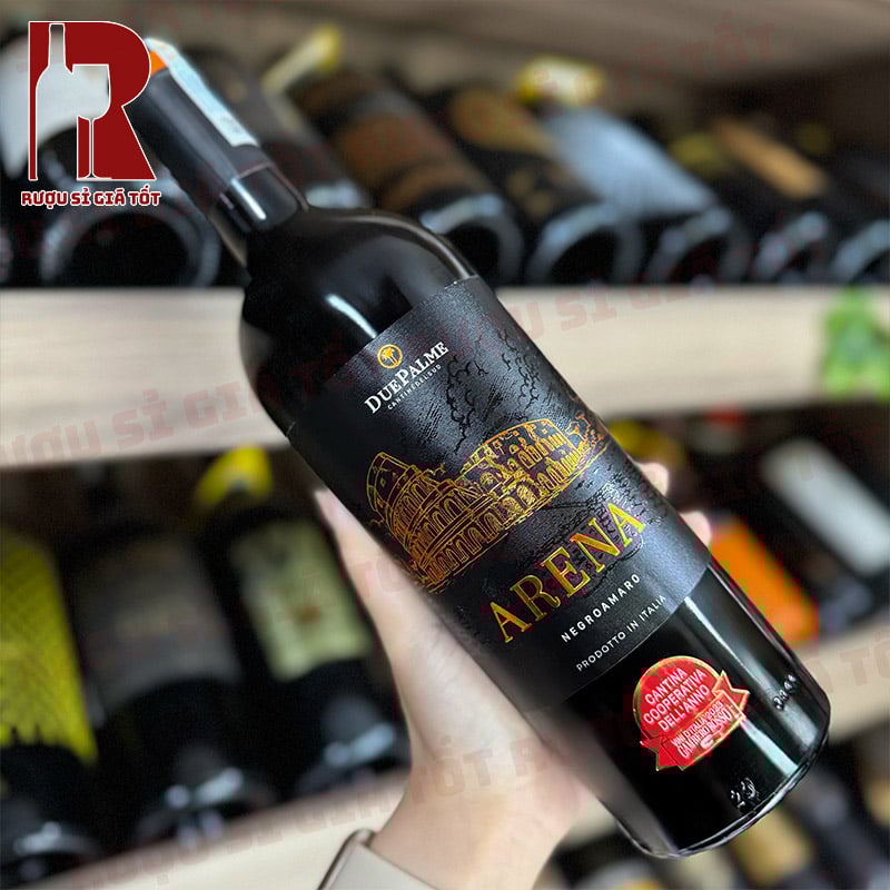 Rượu Vang Ý Đỏ Due Palme Arena Negroamaro không quá gắt, dễ uống so với người mới bắt đầu