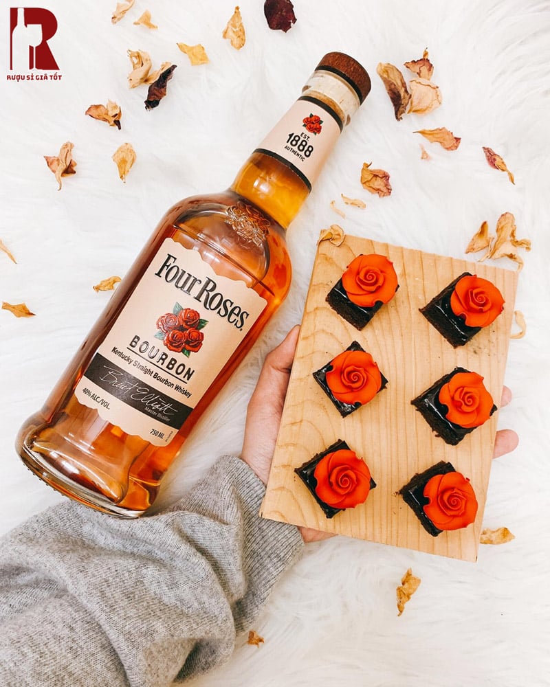 Rượu Four Roses Bourbon Thượng Hạng