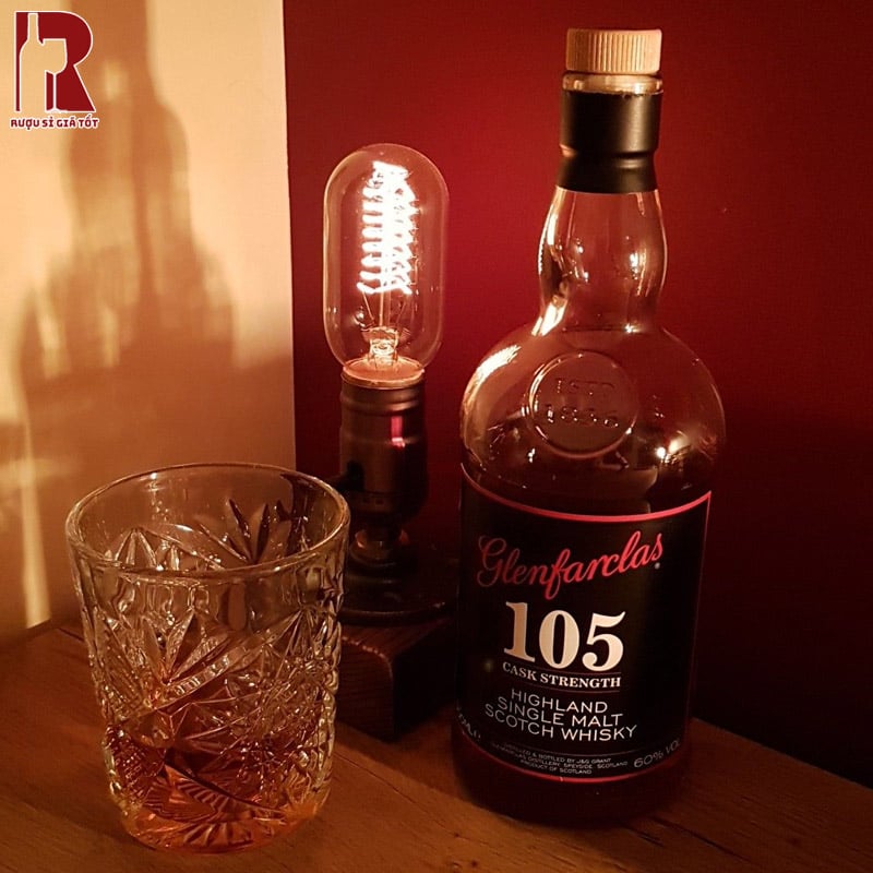 Glenfarclas 105 Cask Strength nhập khẩu