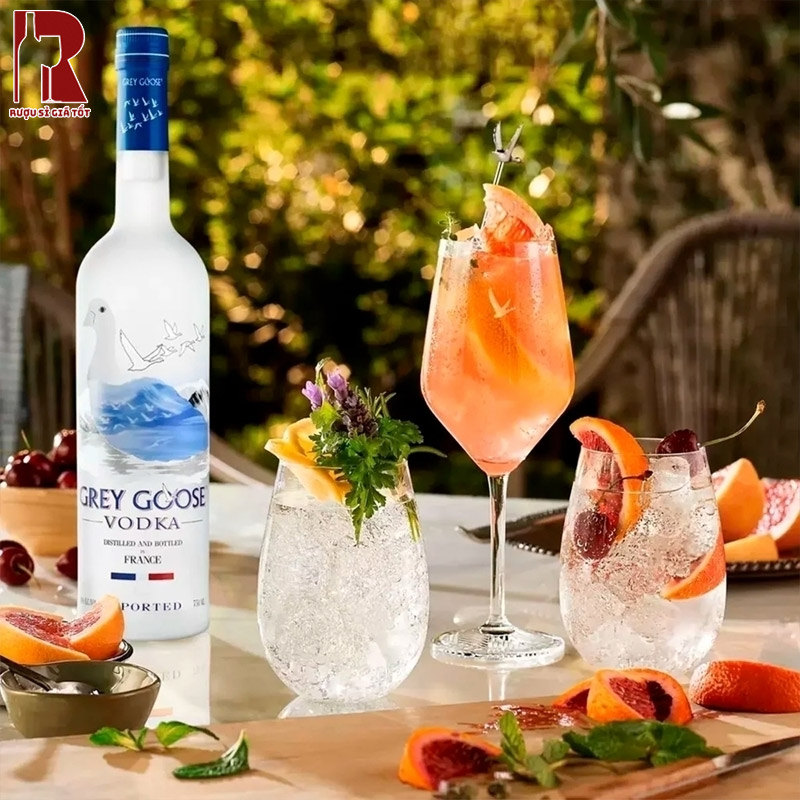 Giá rượu vodka Grey Goose bao nhiêu?