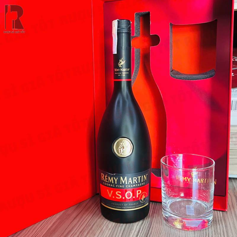 Hộp quà Remy Martin VSOP Cao Cấp