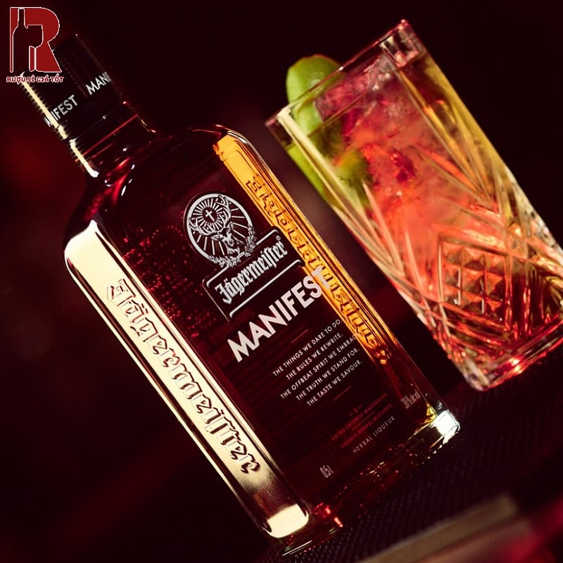 Rượu Jagermeister trong tiếng Đức có nghĩa là 