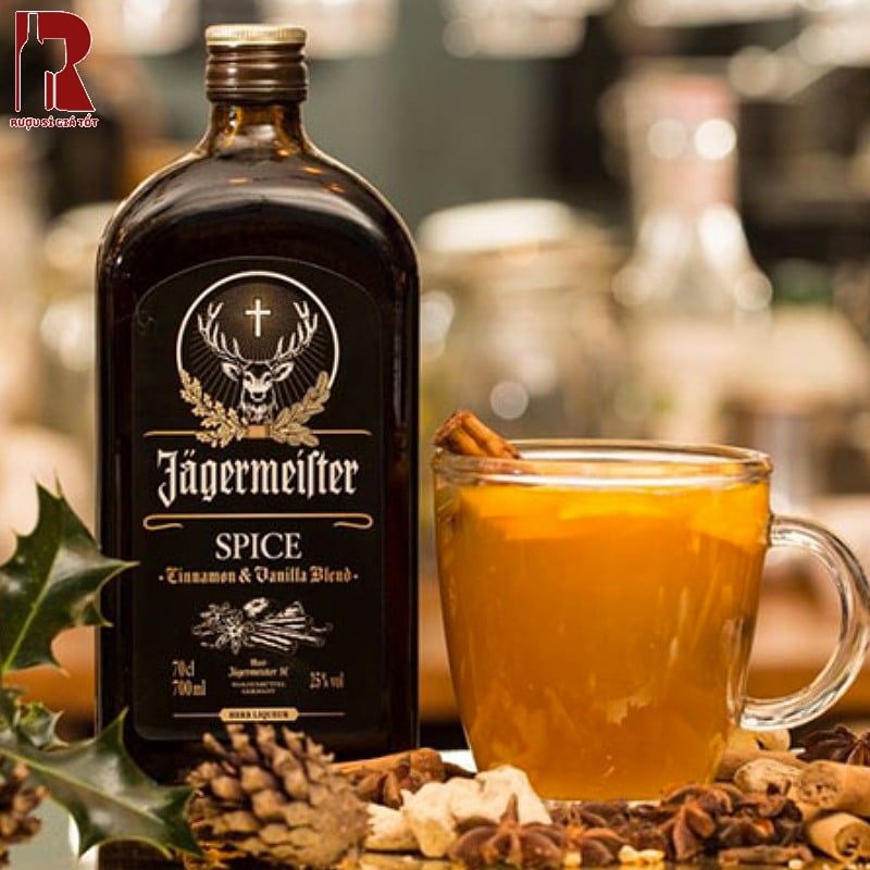 Rượu Jagermeister có hương vị đa tầng, đậm chất thảo mộc