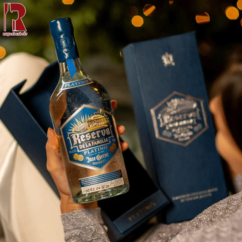Jose Cuervo Reserva de la Familia Platino