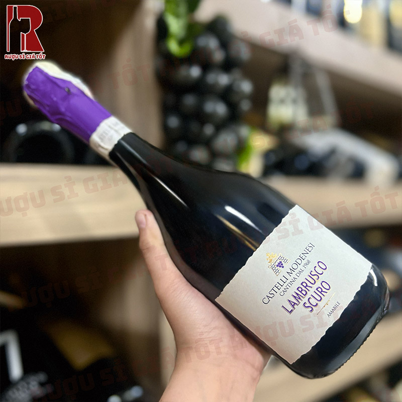 Rượu Vang Nổ Castelli Modenesi Lambrusco Scuro Amabile Emilia nhập khẩu giá rẻ chính hãng