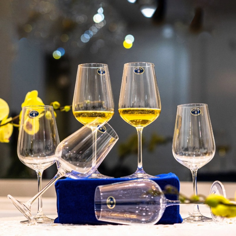 Ly Rượu Vang Trắng Crystal Bohemia Strix Nhập Khẩu