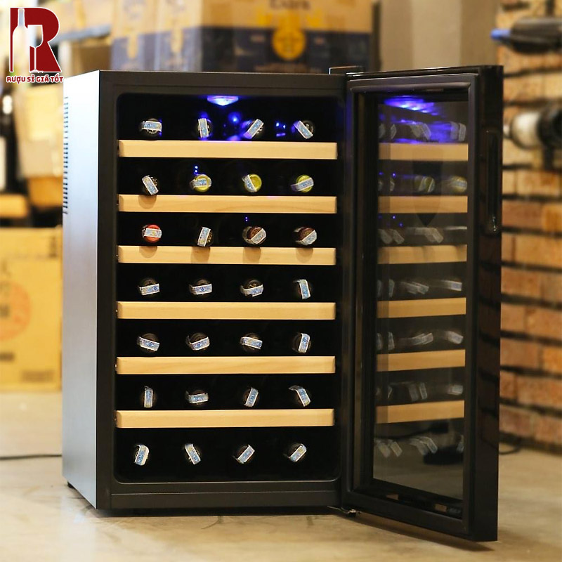 Phụ kiện rượu tủ bảo quản sẽ giúp đảm bảo chất lượng rượu trong thời gian dài