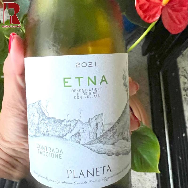 Vang Ý Trắng Planeta Etna Bianco