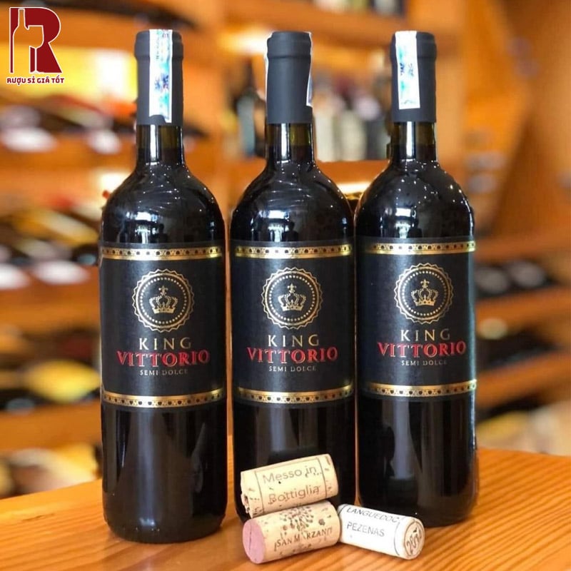 Rượu Vang Ngọt King Vittorio Semi Dolce