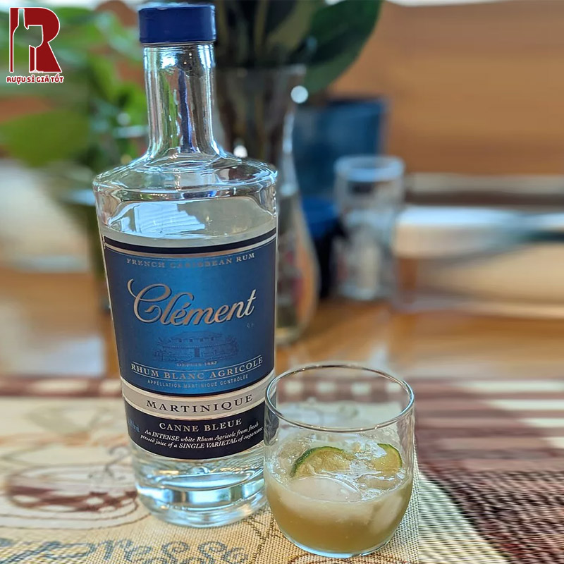 Rượu Rum Clement Canne Bleue Blanc Agricole Martinique nhập khẩu