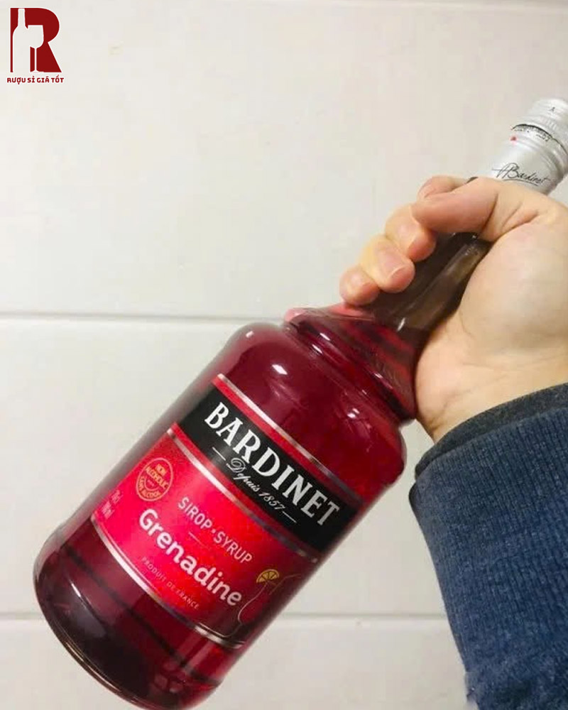 Giá Rượu Bardinet Grenadine Bao Nhiêu?