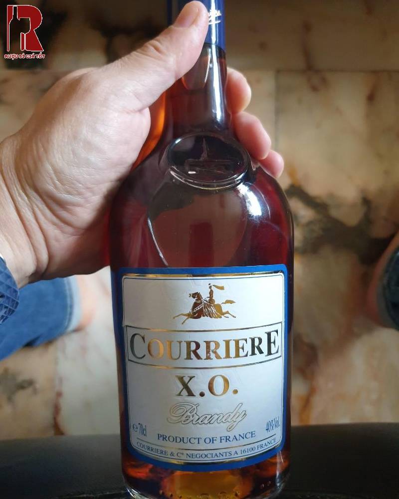 Uống Rượu Courriere XO Ngon Nhất