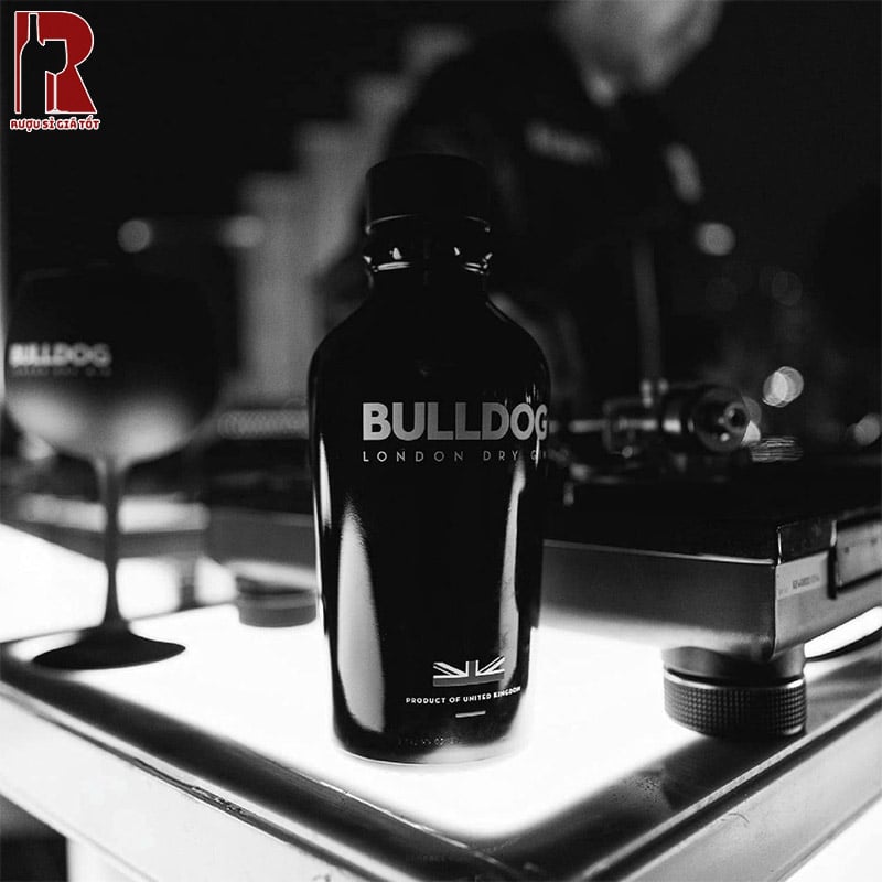 Giá Rượu Gin Bulldog London Dry Tốt Nhất