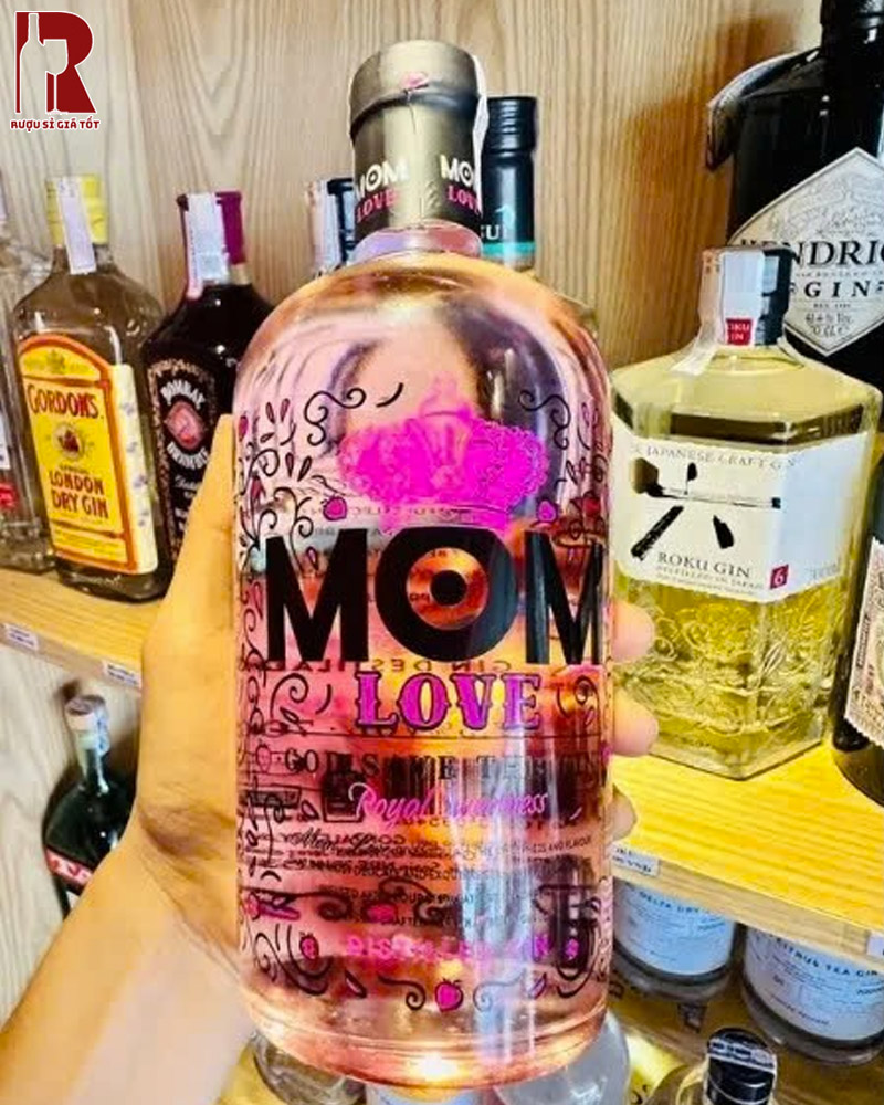 Rượu Gin Mom Love Giá Hiện Nay Bao Nhiêu?